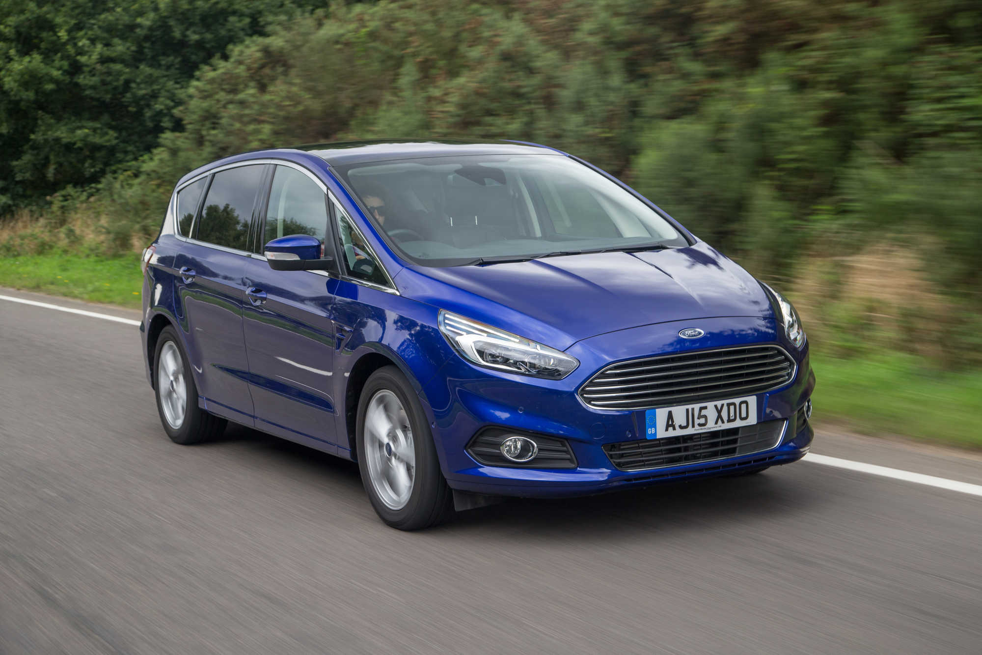 Ford S-MAX MPV review - Car Keys