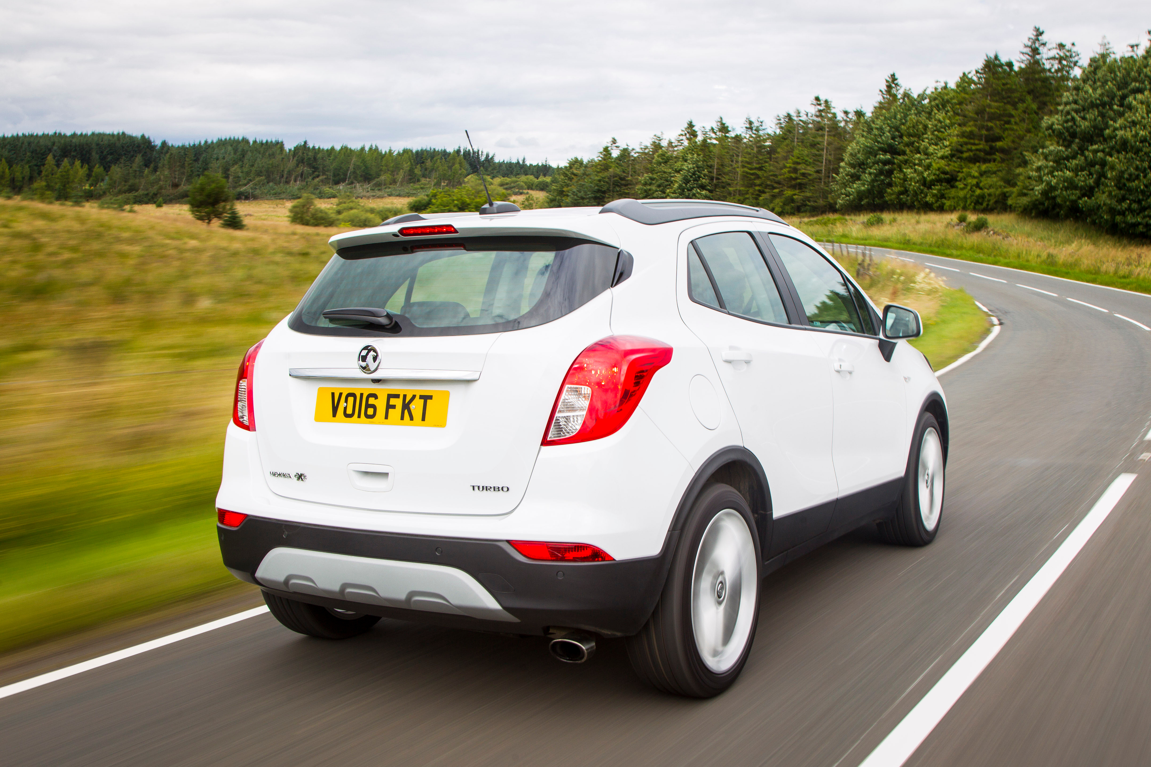 Vauxhall Mokka X 1.6 CDTi Design Nav SUV Review Car Keys